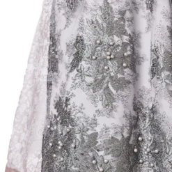 Overig Dirndl Nessa Lichtgrijs (60cm) -Kostuum Wereld Winkel dirndl nessa lichtgrijs 60cm detail rok